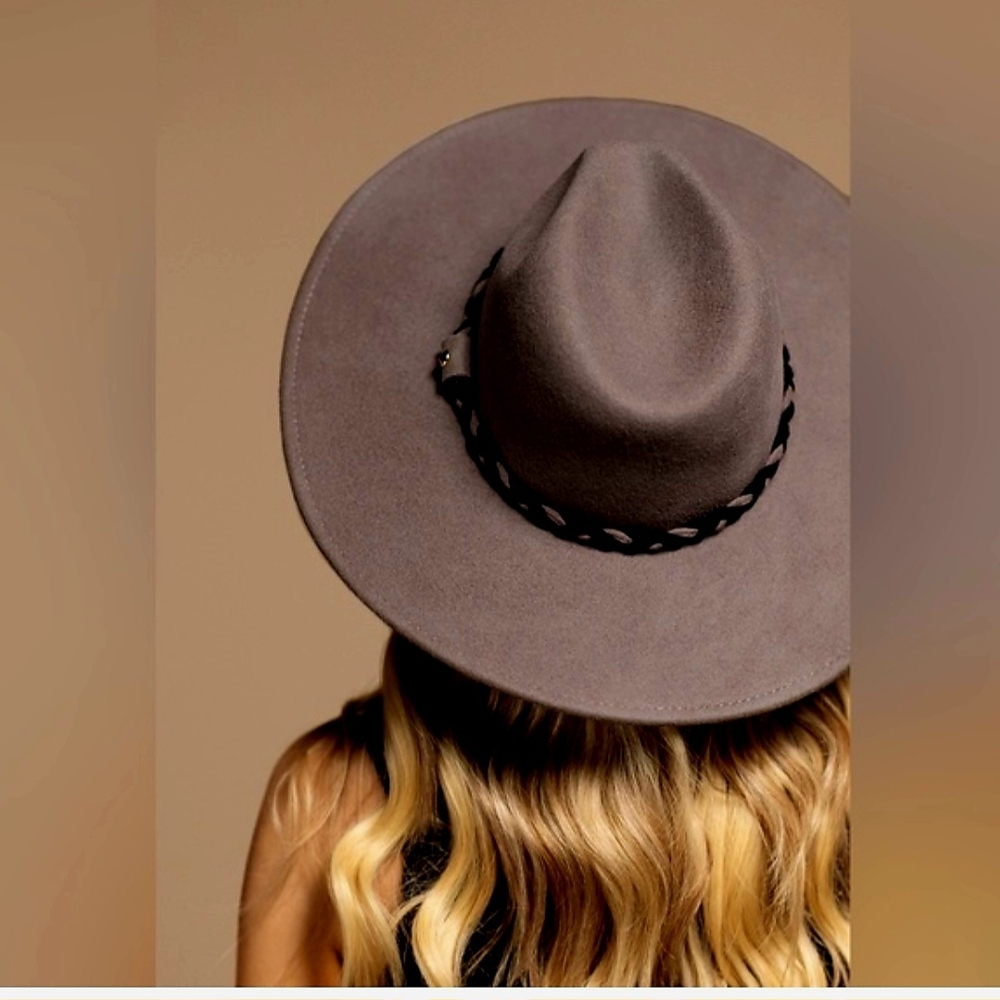 Elegant Gray Wide-Brim Hat - Picture 3 of 4